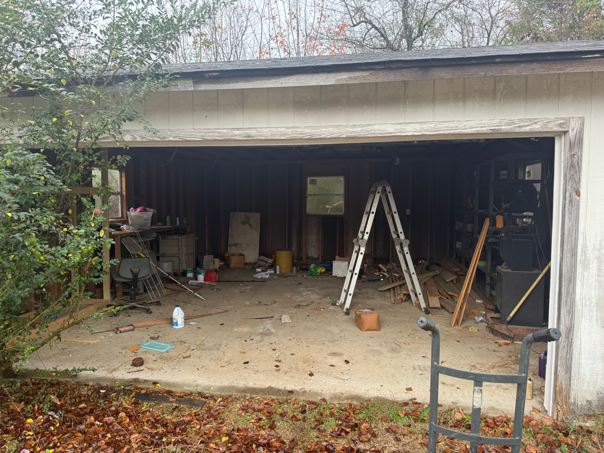 Property cleanout area before hauling